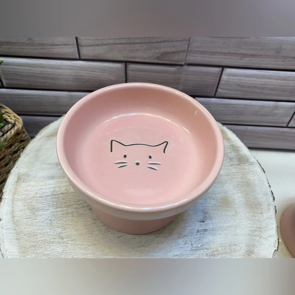 Signature ❤️Cute cat face Elevated cat bowl Pink set of 2 New
